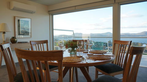 Anchorage Tasmania - Accommodation Main Beach 0