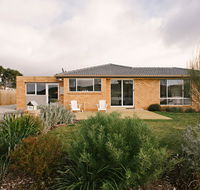 The Holiday Home People - Accommodation Main Beach