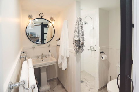 Ship Inn Stanley - Accommodation Main Beach 5