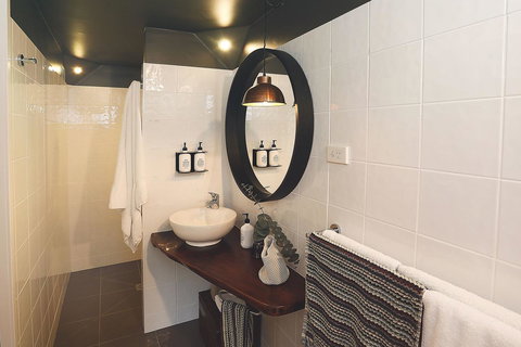 Ship Inn Stanley - Accommodation Main Beach 16