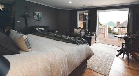 Ship Inn Stanley - Accommodation Main Beach 12