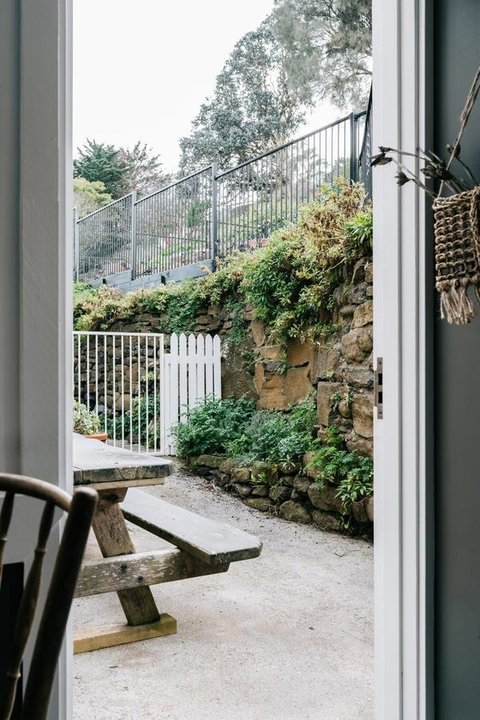 Ship Inn Stanley - Accommodation Main Beach 30