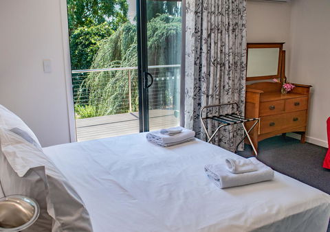 Tamar House - Accommodation Main Beach 10