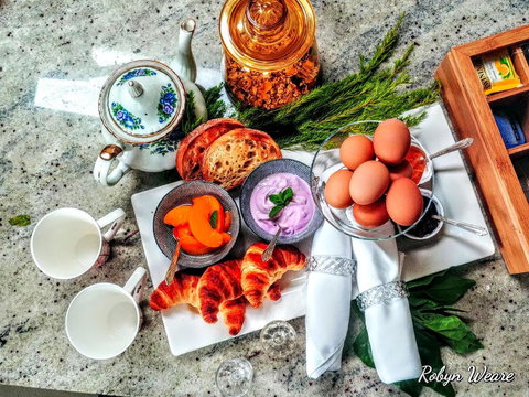 The WeareHouse In Deloraine - Accommodation Main Beach 5