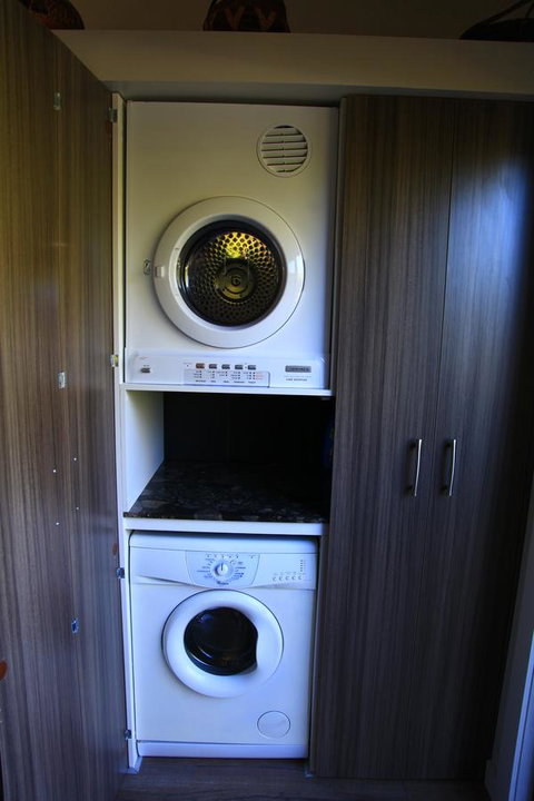 The WeareHouse In Deloraine - Accommodation Main Beach 36