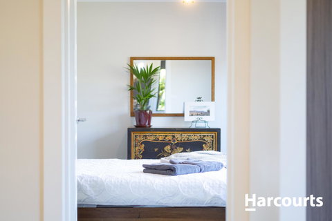 The WeareHouse In Deloraine - Accommodation Main Beach 21