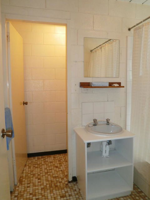 Aberdeen Court Apartments - Accommodation Main Beach 22