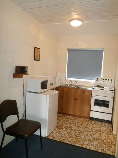 Aberdeen Court Apartments - Accommodation Main Beach 9