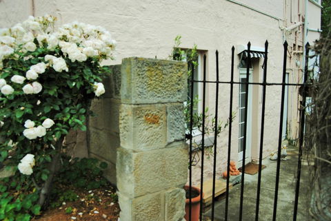 Maison Del Mar - Accommodation Main Beach 24