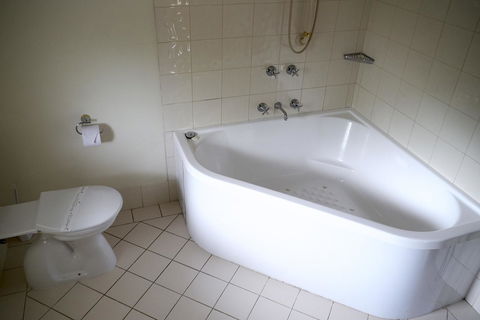 Aldermere Estate Luxury Apartments - Accommodation Main Beach 29