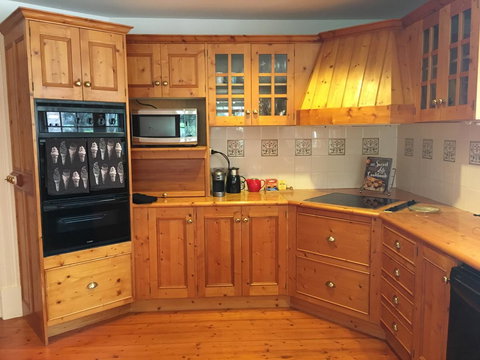 CLAYFIELD HOMESTEAD - Rustic Country Accommodation - Accommodation Main Beach 6