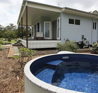 Noosa Hinterland Country Cottage 'Tru-Blu' - Accommodation Main Beach