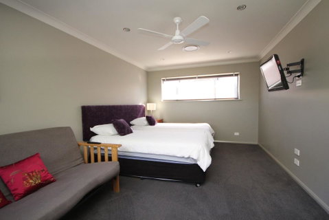 NORTHERN HAVEN-3/16 David Campbell St NH - Accommodation Main Beach 1