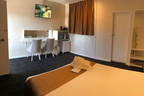 Nowra Motor Inn - Accommodation Main Beach 2