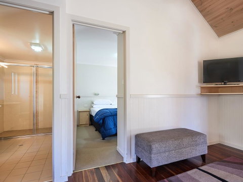 NRMA Bathurst Panorama Holiday Park - Accommodation Main Beach 3