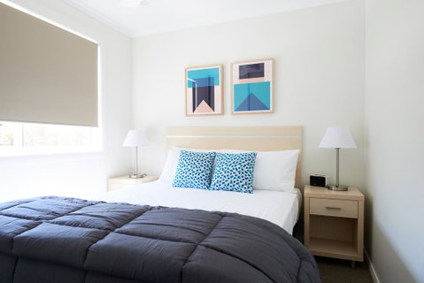 NRMA Bathurst Panorama Holiday Park - Accommodation Main Beach 0