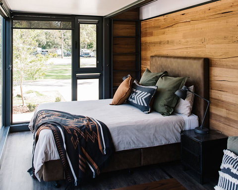 NRMA Ocean Beach Holiday Resort - Accommodation Main Beach 1