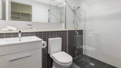 Oaks Brisbane Woolloongabba Suites - Accommodation Main Beach 1