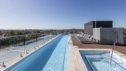 Oaks Brisbane Woolloongabba Suites - Accommodation Main Beach 3