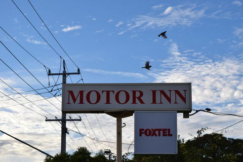 Oasis Motor Inn - Accommodation Main Beach 2