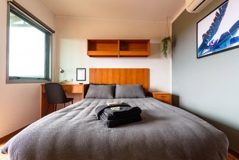 Oasis Newman - Accommodation Main Beach 2