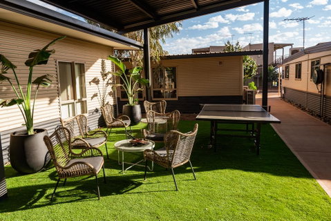 Oasis Newman - Accommodation Main Beach 3