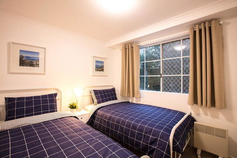 Oberlaken 2/125 Gippsland Street - Accommodation Main Beach 2