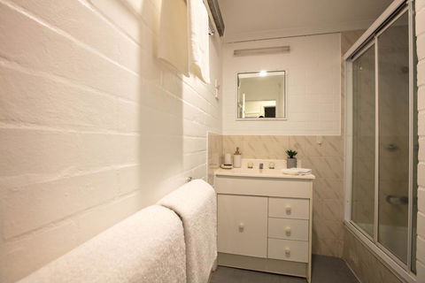 Oberlaken 2/125 Gippsland Street - Accommodation Main Beach 3