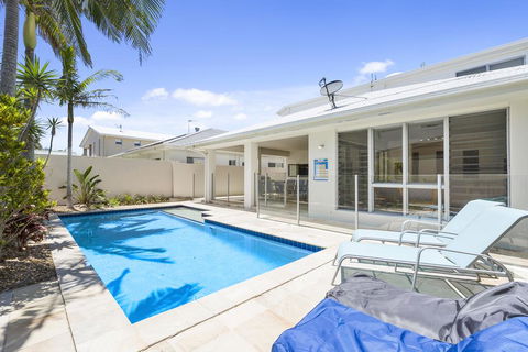 Ocean Blue On Salt Beach - Accommodation Main Beach 3