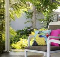 Ocean Breeze - Accommodation Main Beach