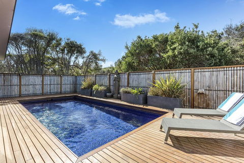 Ocean Luxe Retreat Luxury House With Pool, Tennis Court, Fireplace, Walk To Beach - Accommodation Main Beach 0