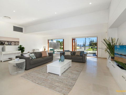 Ocean Oasis - 13 Curtis Parade - Accommodation Main Beach 3