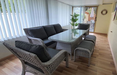 Ocean Pearl Villa - Accommodation Main Beach 0