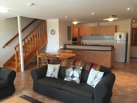 Ocean View Port Geographe - Accommodation Main Beach 1