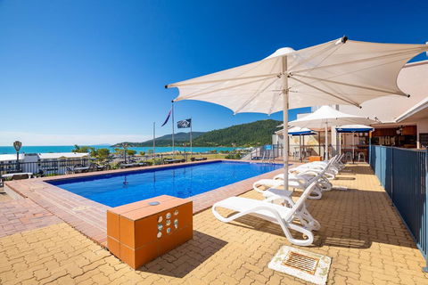Ocean View Studio 49A - Accommodation Main Beach 2