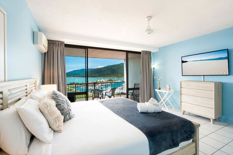 Ocean View Studio 49A - Accommodation Main Beach 3