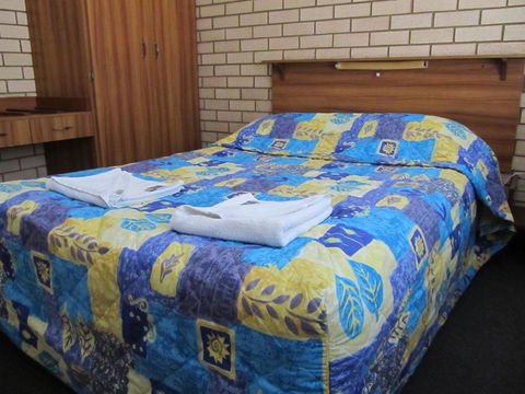 Ocean View Villas - Accommodation Main Beach 1