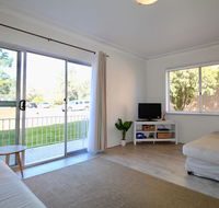 Ocean Views - Accommodation Main Beach