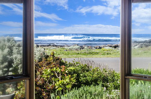 Ocean Vista - Accommodation Main Beach 2
