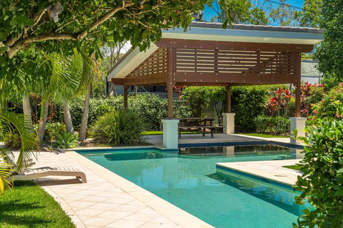 Ocean Walk - Accommodation Main Beach 0