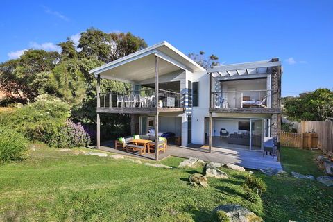 Oceanside @ Culburra - Pet Friendly Absolute Beachfront - Accommodation Main Beach 0
