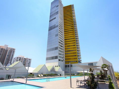 Oceanview Old Burleigh Road Broadbeach - Accommodation Main Beach 2