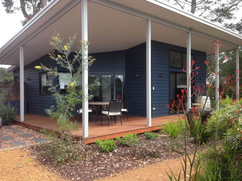 Old Dairy Cottage - Accommodation Main Beach 0