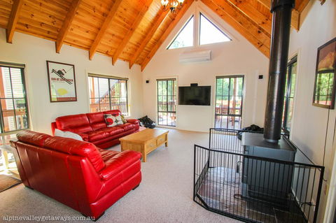 Old Mill House - Accommodation Main Beach 3