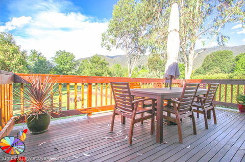 Old Mill House - Accommodation Main Beach 0