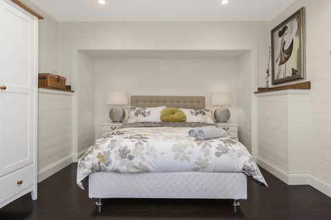 Olinda Forest Retreat With Spa - Accommodation Main Beach 2