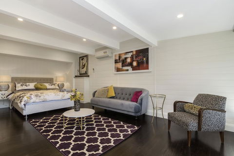 Olinda Forest Retreat With Spa - Accommodation Main Beach 0