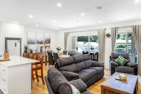 Olinda Two Bedroom Apartment - B2 - Accommodation Main Beach 3