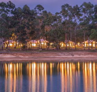 Olio Bello Lakeside Glamping - Accommodation Main Beach