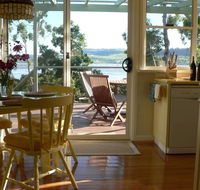 Olive's Cottage - Accommodation Main Beach